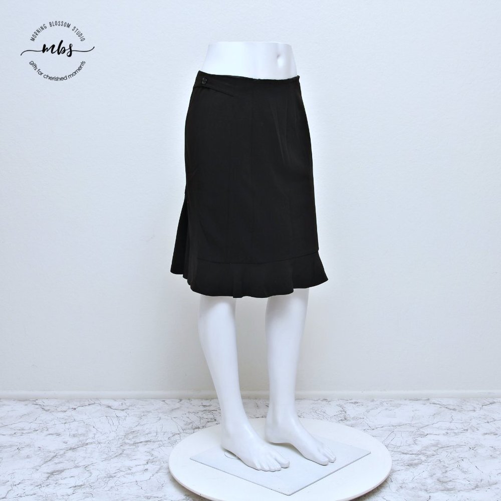 NWOT Worthington‎ Ruffle Buttom Mini Skirts